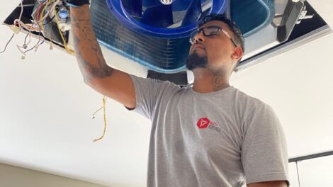 Execução de PMOC em condomínio comercial