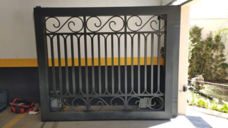 Manutenção motor do portão